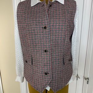 Ladies One of a Kind Vest NWOT